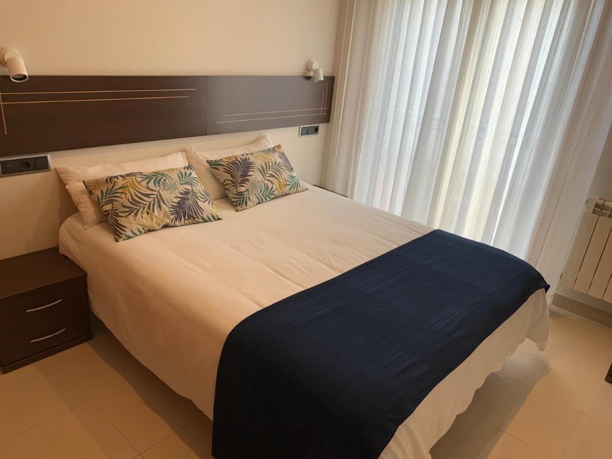 Apartamentos Illa Isla de Arosa Bagian luar foto