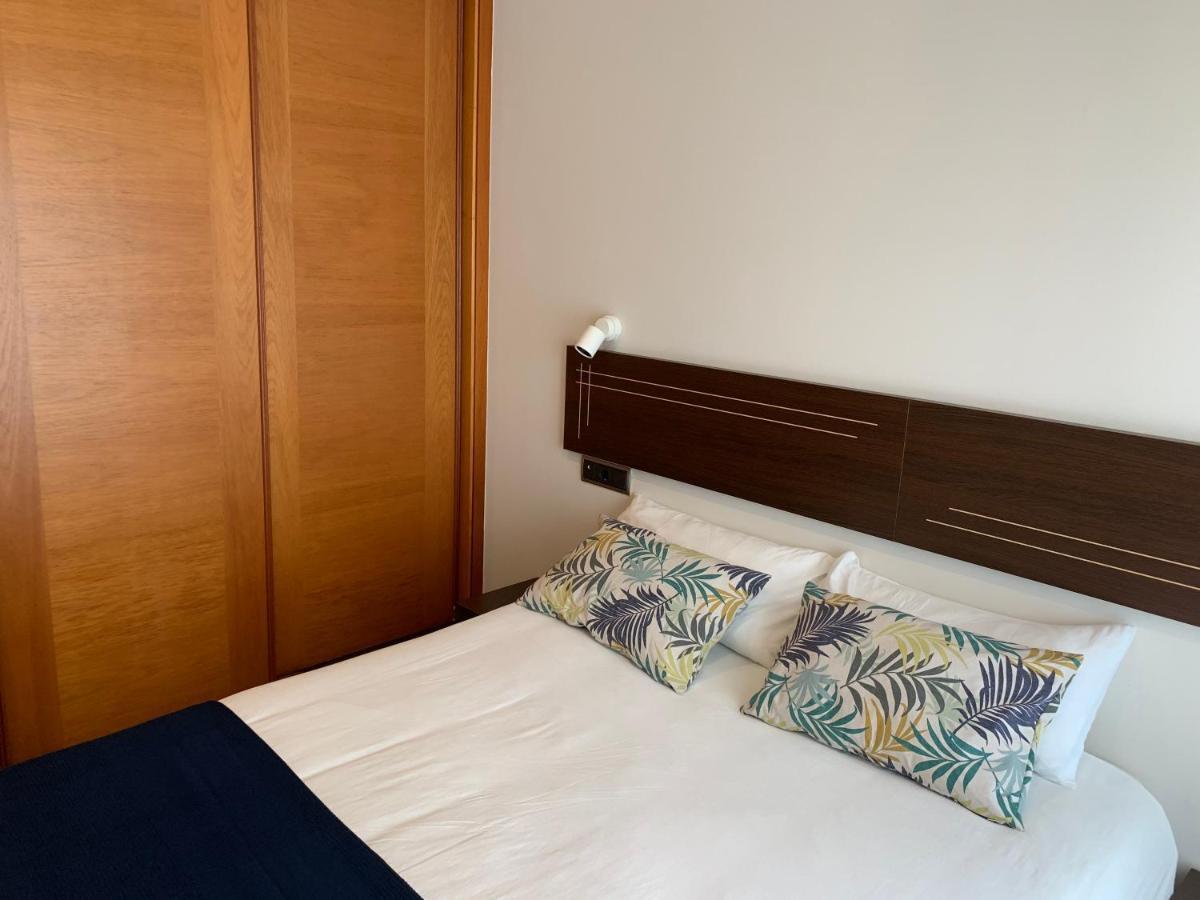 Apartamentos Illa Isla de Arosa Bagian luar foto