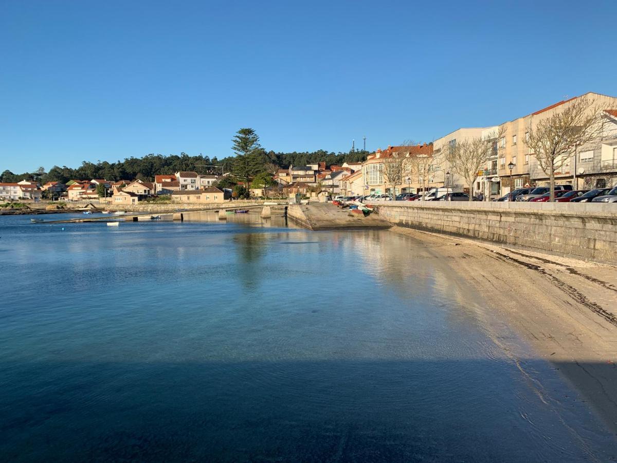 Apartamentos Illa Isla de Arosa Bagian luar foto
